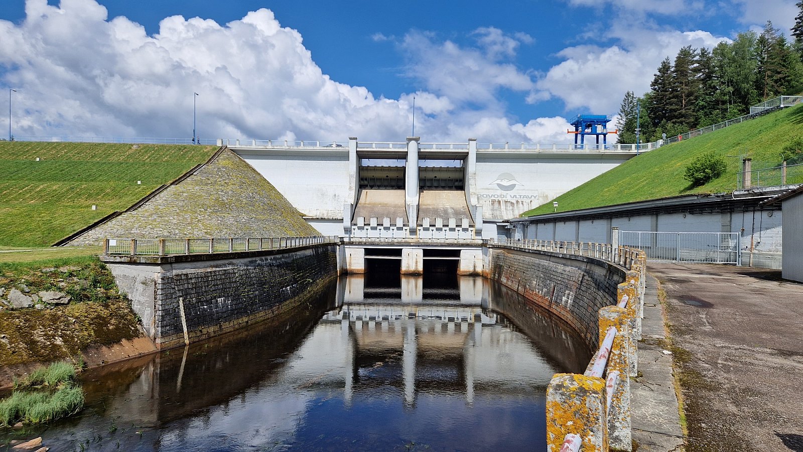 výjezdní zasedání a návštěva MVE Lipno
